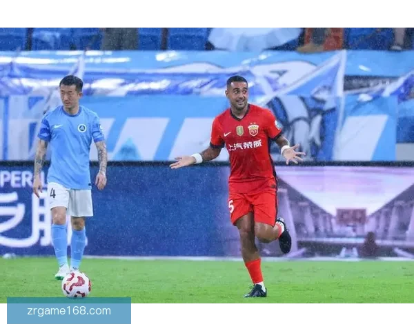 莱昂纳多：期待与队友磨合顺利 希望在上海德比中进球并取得胜利